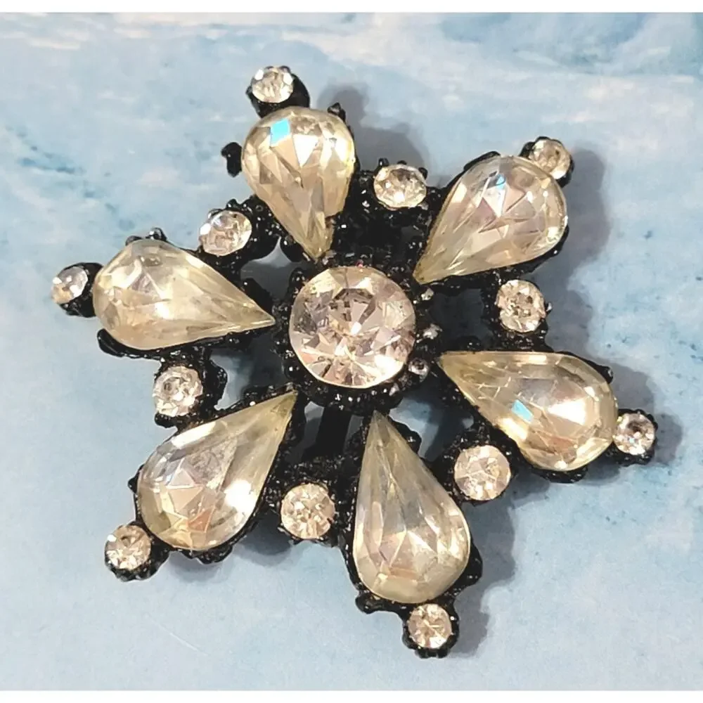 Vintage Rhinestone Flower Brooch Pin Japanned Mid Century Glass Sparkly 2